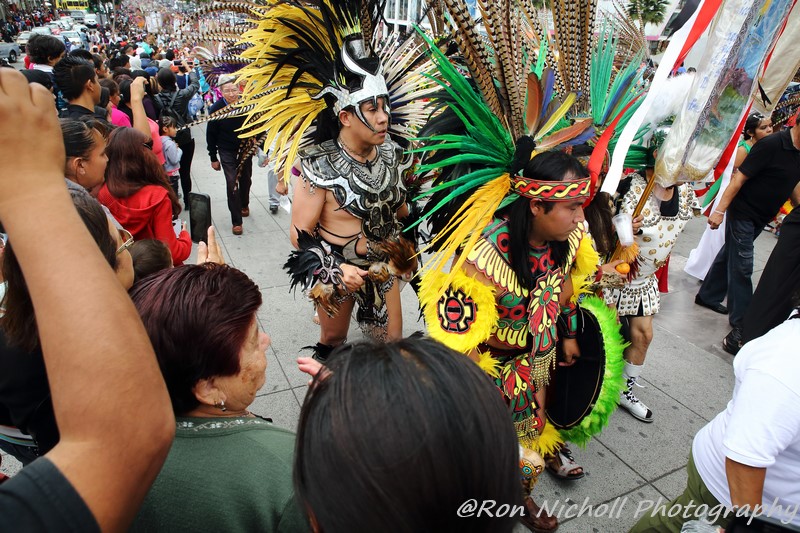 Basilica_Dancerando_Azteca_08nov2015_1000 [800x600 wmg12].JPG