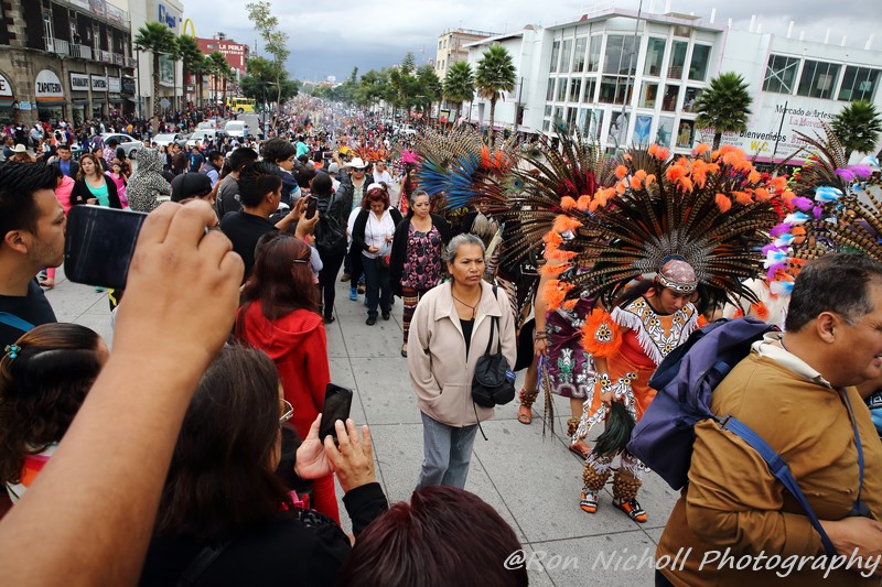Basilica_Dancerando_Azteca_08nov2015_1009 [800x600 wmg12].JPG