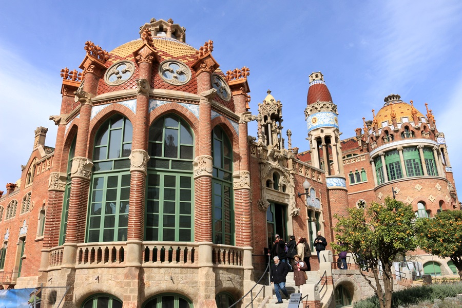 Els Pavellons (The Pavilions)