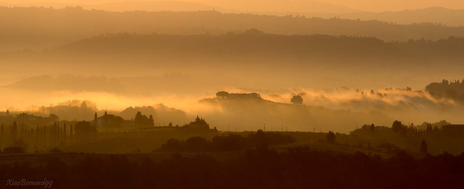 Tuscany Landscape in the early Morning .Day 2