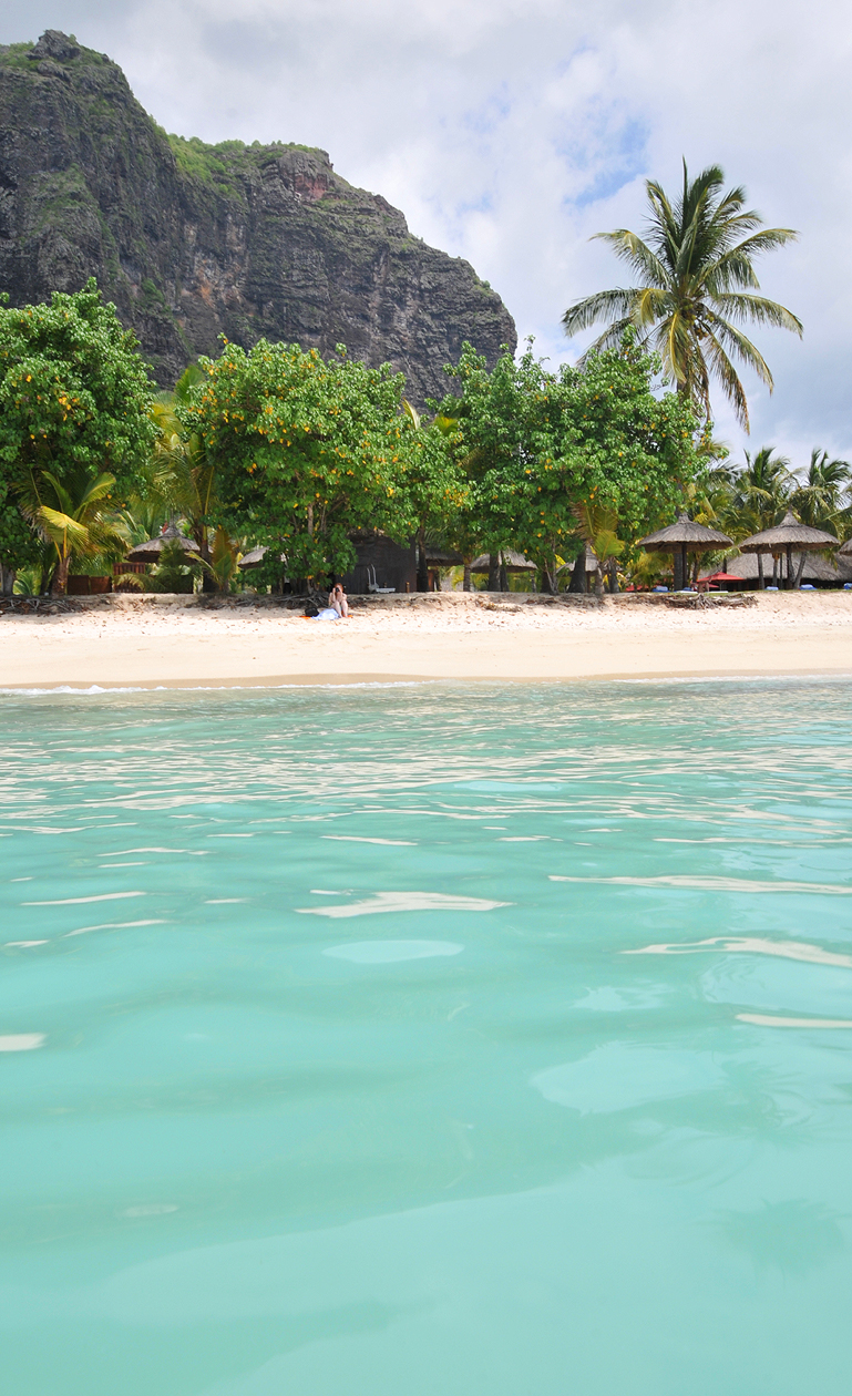 Beach. Le Morne.