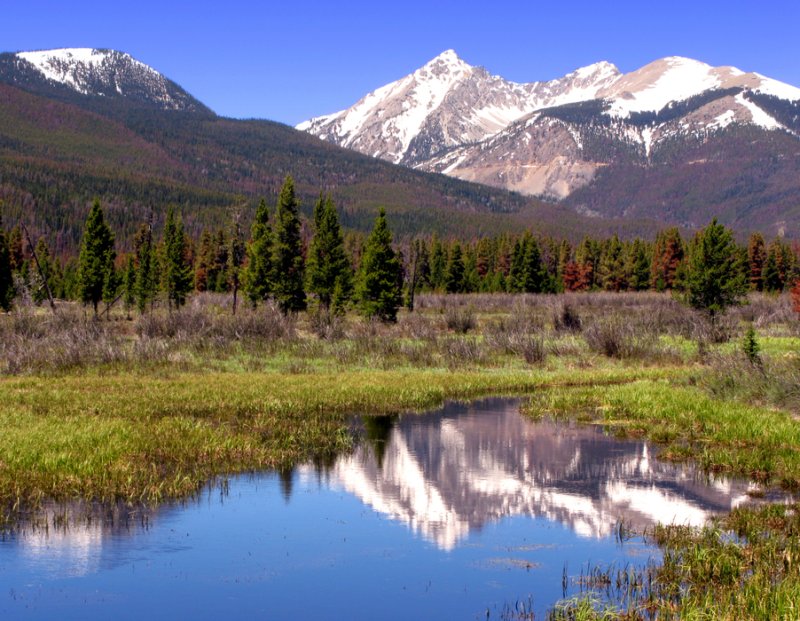 rocky-mountain-national-park-sightseeing-adventure_410-1400.jpg