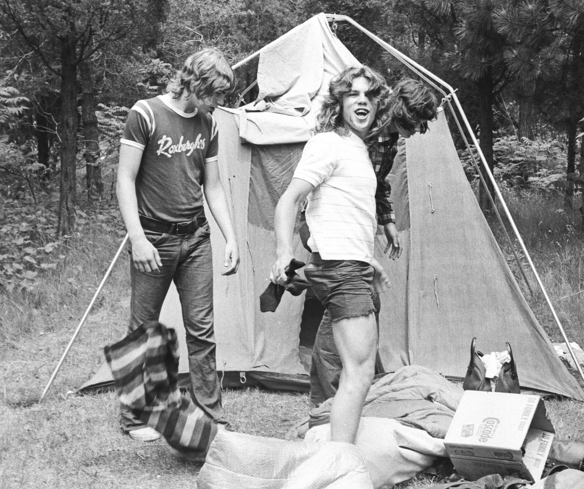 Bill Cox, Steve Jones and Eric Bristow - Camping