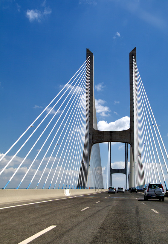 On Vasco da Gama Bridge