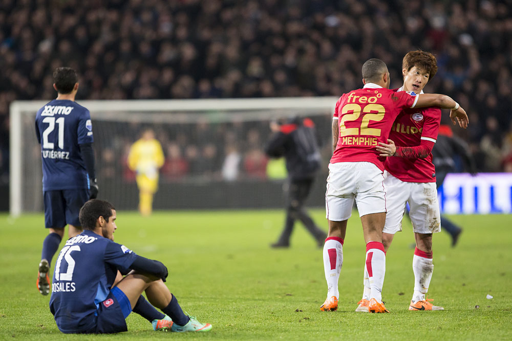 Memphis Depay and Ji-Sung Park