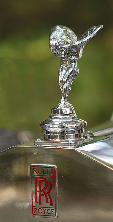 Wilma HarvieShiny Rolls Royce