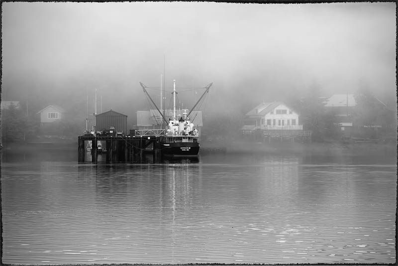 Eric KoobJanuary 2016 Evening FavouritesTheme: Black and White Safe Harbour3rd (Tied)