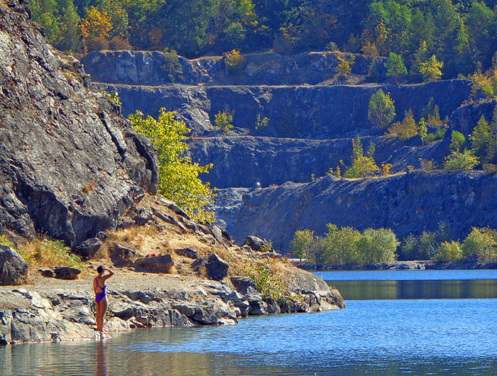 Willie HarvieCobble Hill Quarry