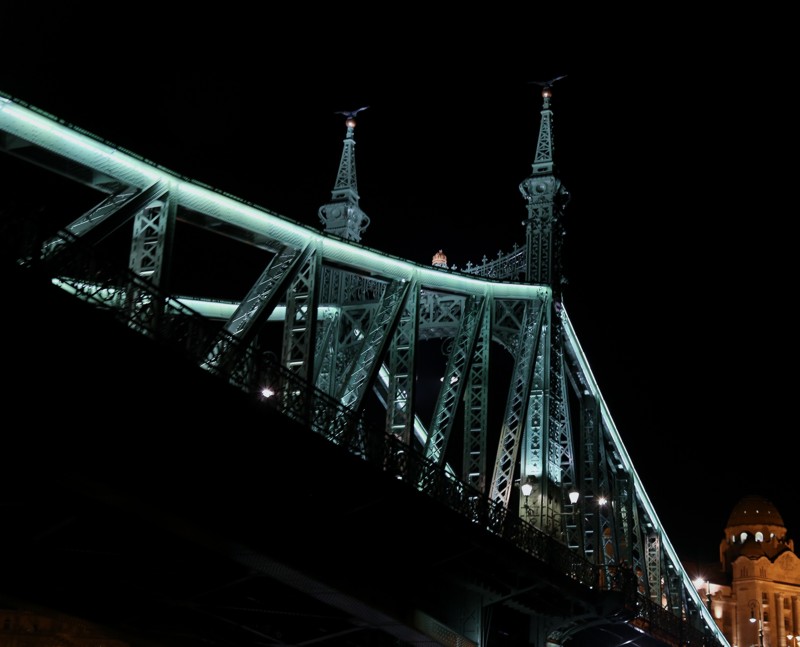 Gerry BreckonOctober 2016 Evening FavouritesTheme: BridgesBudapest Bridge - Tied 2nd