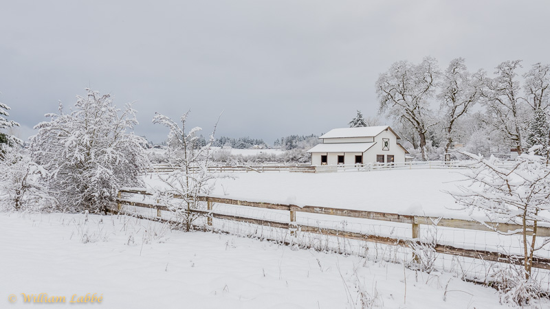 William LabbéBarn along the Trans Canada Trail