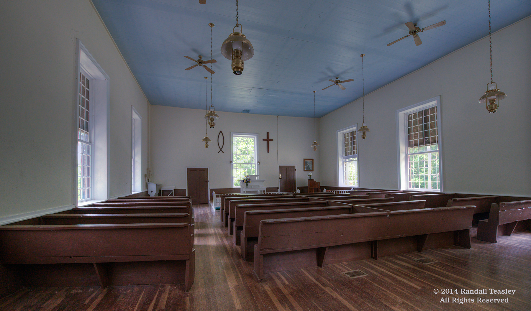 Rocky-Springs-UMC-Interior