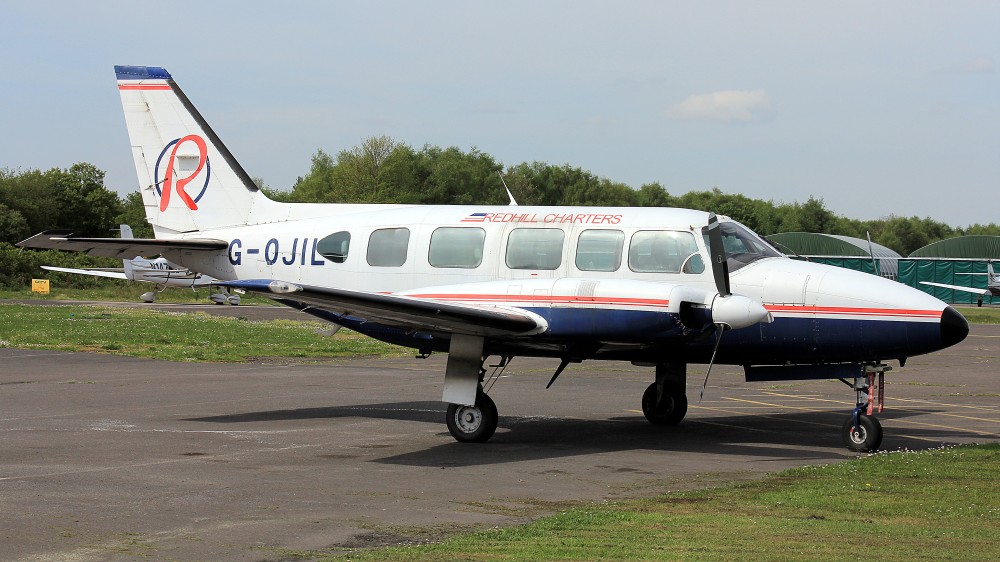 G-OJIL Piper PA-31-350 Navajo Chieftain [31-7652175]