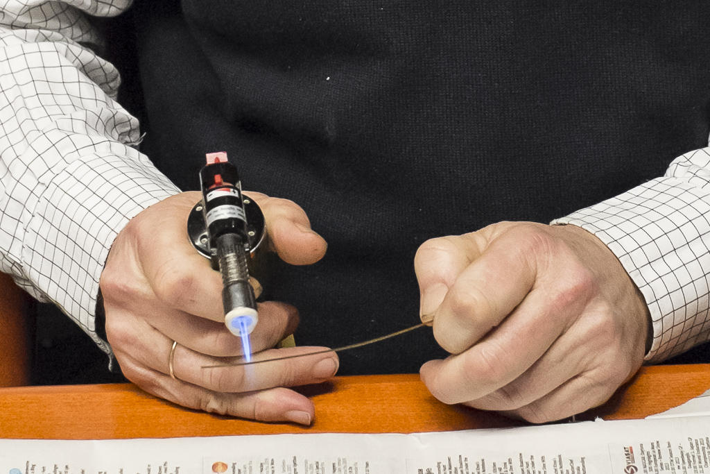 Bruker sistnevnte til  glde opp frstnevnte s den blir myk og fin.