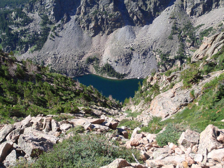 Emerald Lake; viewpoint from Flattop Mountain trail