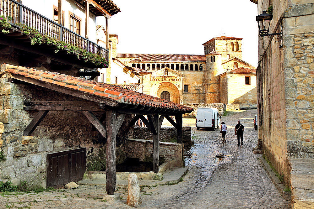 Plaza de la Colegiata