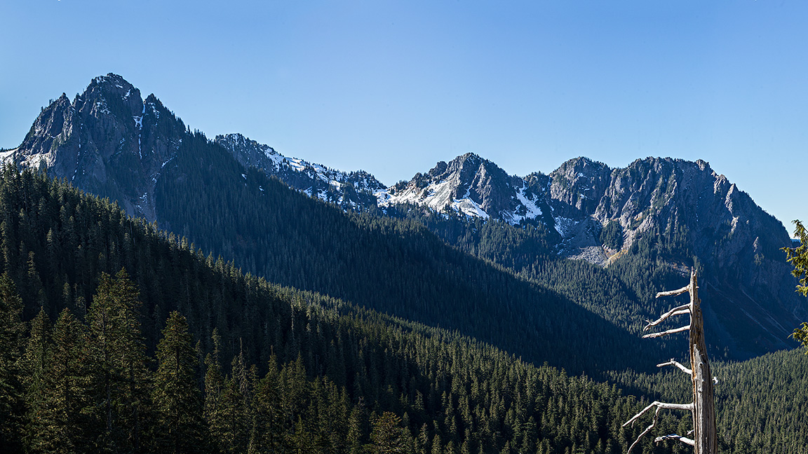 Tatoosh Range