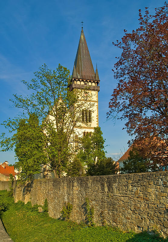 St. Egidius Basilica & City Walls