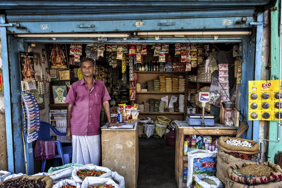 LA RUE  KARAIKUDI
