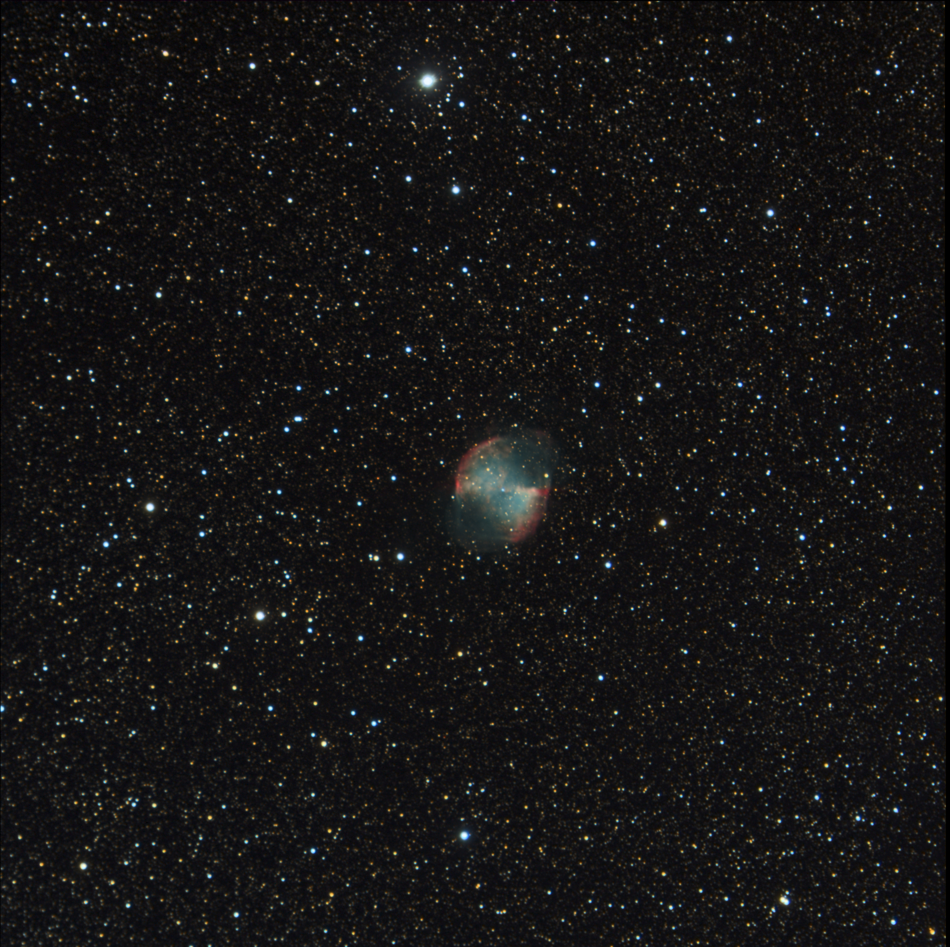 Dumbell nebula  M-27