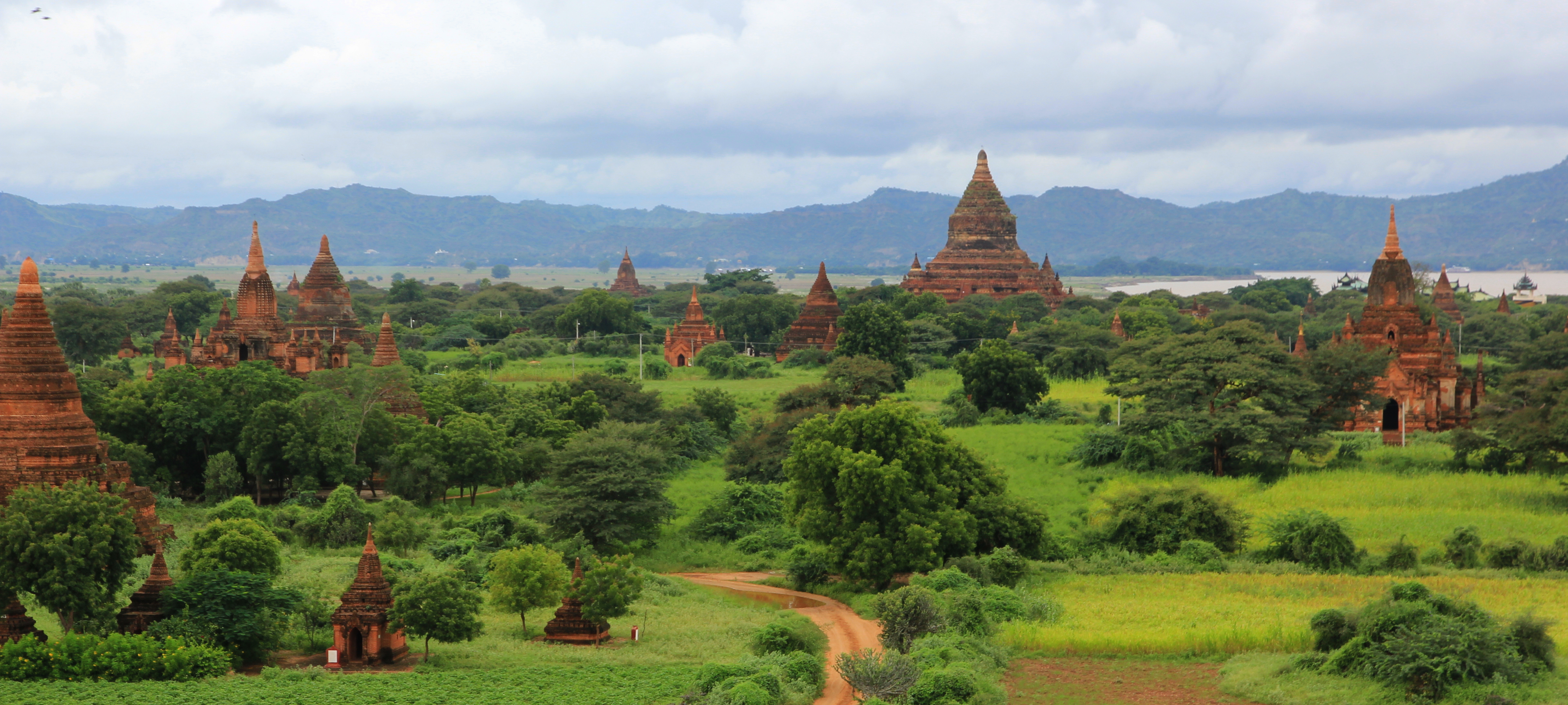 View from Shwe San Daw Pagoda