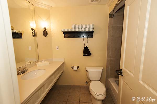 Guest Bathroom, Hyatt Beach House