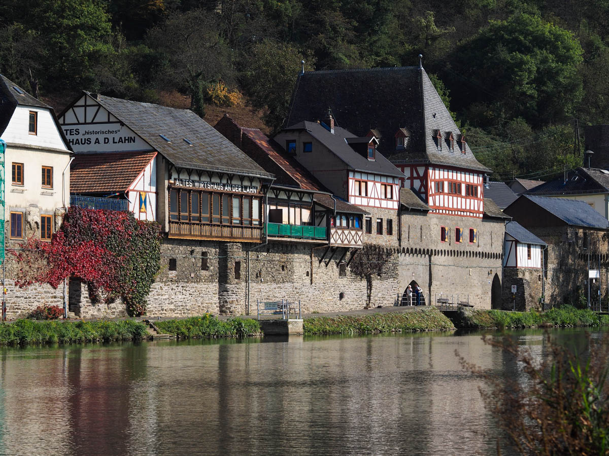 Altes Wirtshaus an der Lahn
