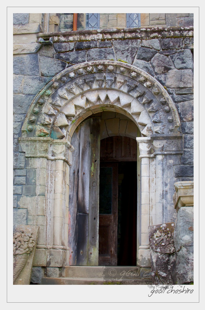 St Conans Kirk (12).jpg