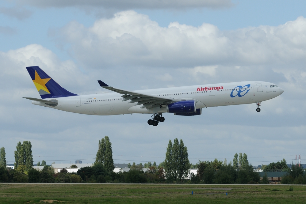 Air Europa Airbus A330-300 EC-MHL Skymark tail