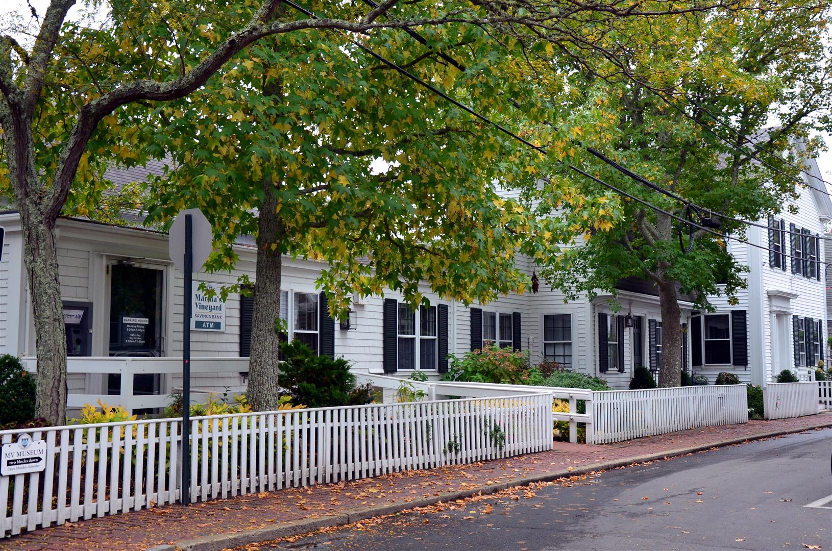 Edgartown Classic - white homes with white pickett fence