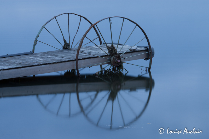 Un quai le soir