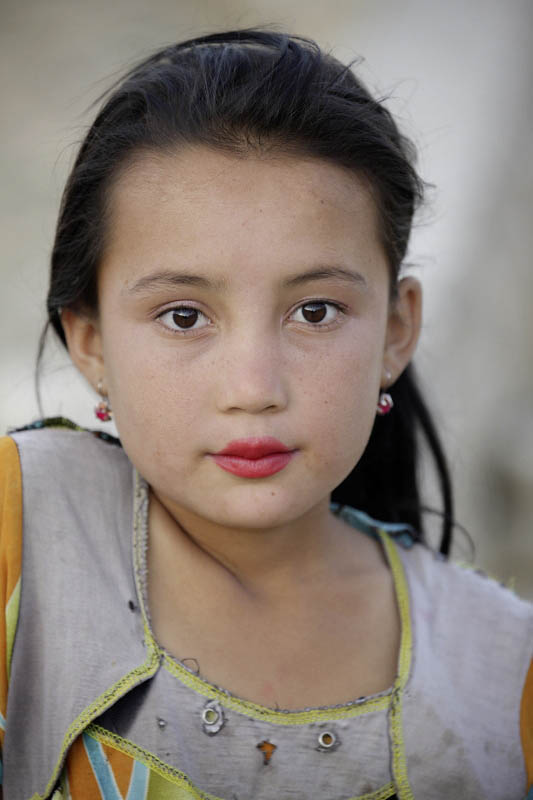 Girl of a mountain village between Sakhrisabz and Samarkand