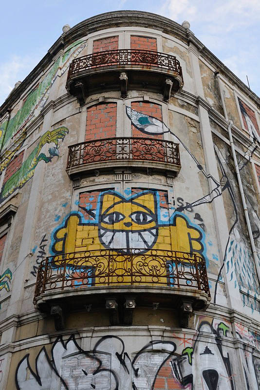 Fontes Pereira de Melo Avenue, Os Gmeos 2010