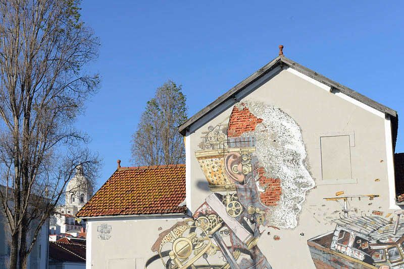 Avenue Infante D. Henrique, PixelPancho, Vhils 2013 (gone)