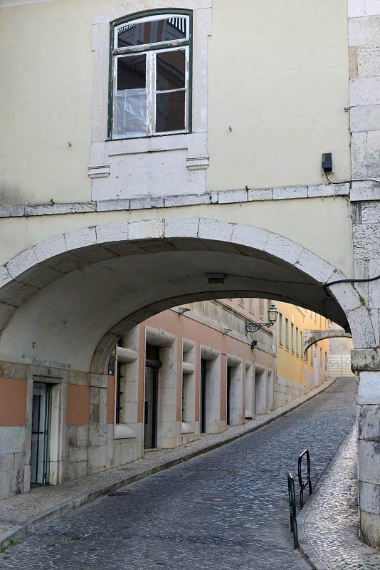 Bairro Alto, Academia das Cincias street