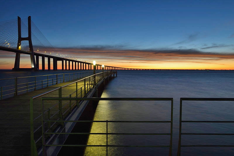 Pier and Vasco da Gama Bridge