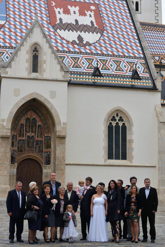Zagreb, wedding photo session at St Marks Church