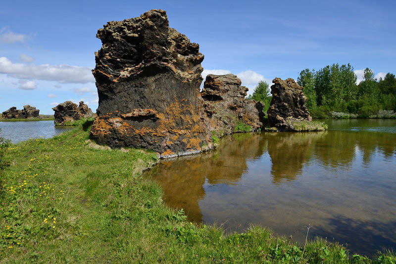 Mvatn Lake, Hofdi