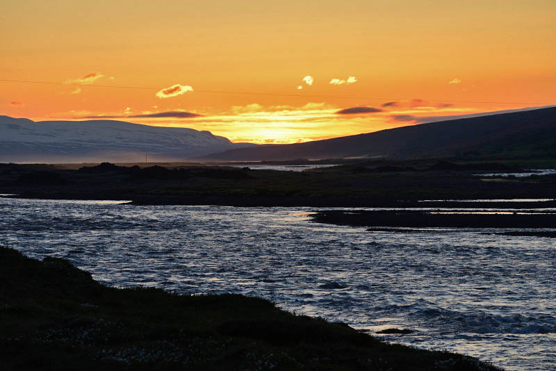 From Hsavik to Kidagil, midnight Sun
