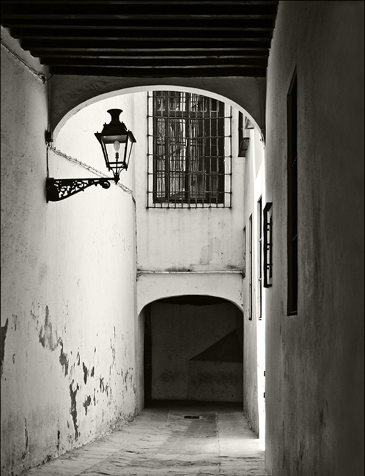 Passageway, Spain