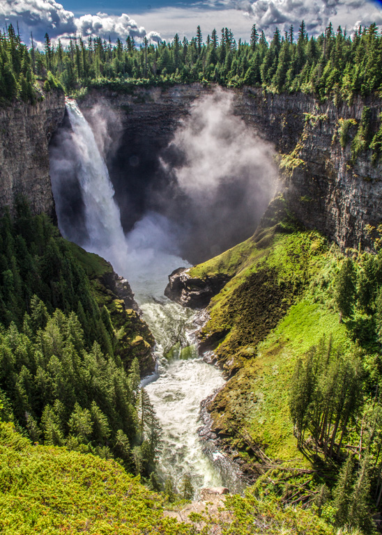 Helmken Falls 3593.jpg