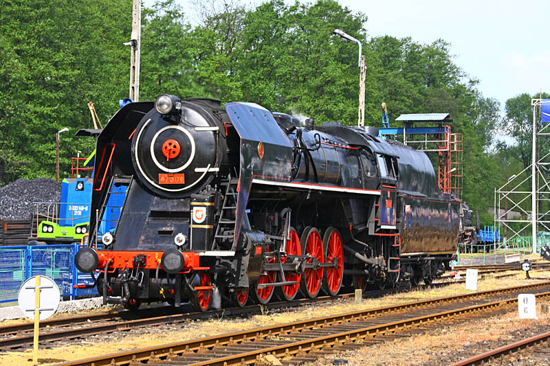 Locomotive / Lokomotywa Skoda 475 179