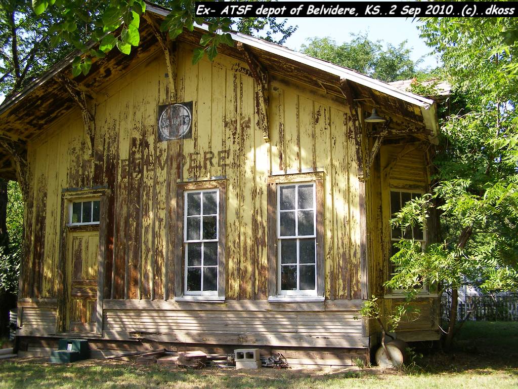 Ex- ATSF depot of Belvidere KS 006.jpg