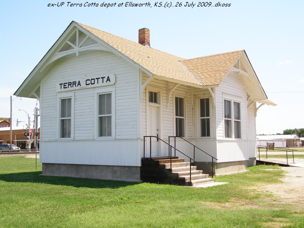 Depot.Terra Cotta KS 002.jpg