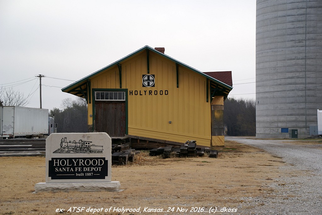 ex-Holyrood KS depot-001.jpg