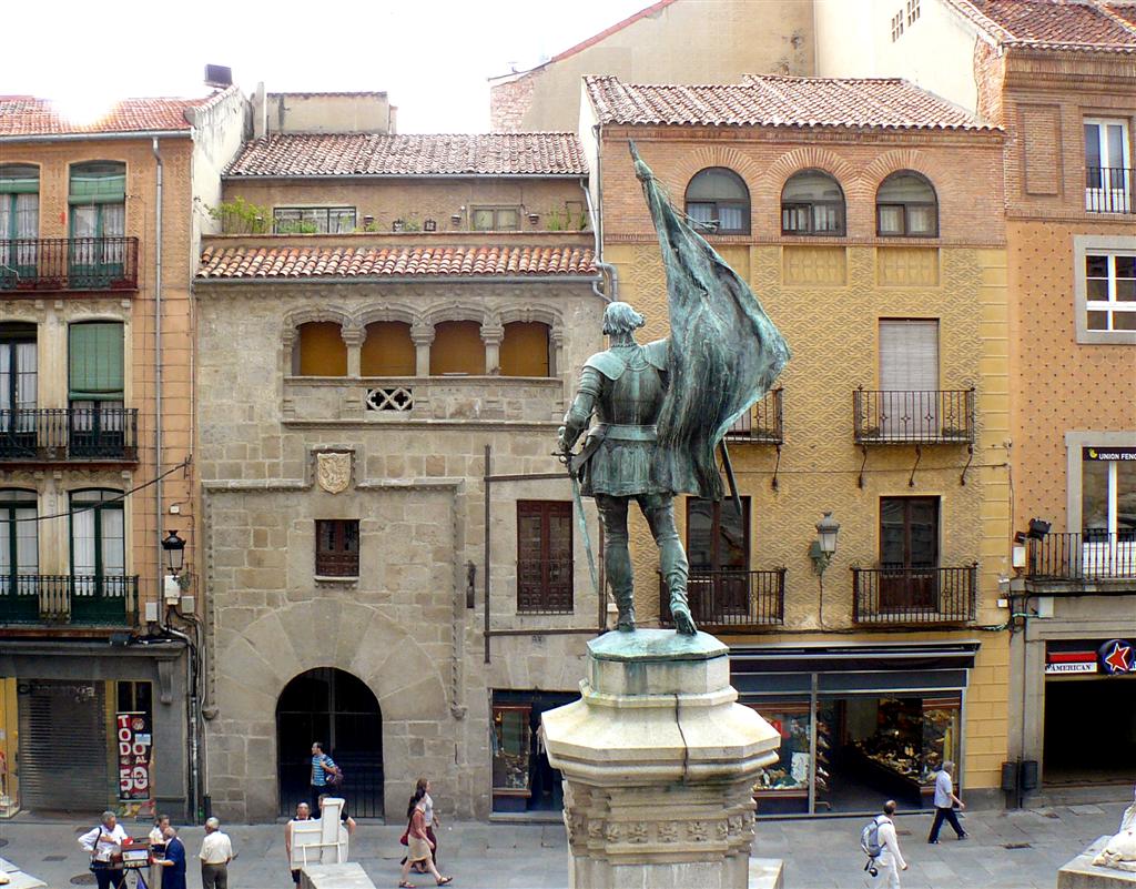 167 Plaza San Martin Segovia.JPG