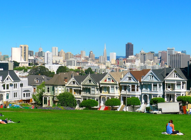 534 1 Alamo Square SF 2014.jpg