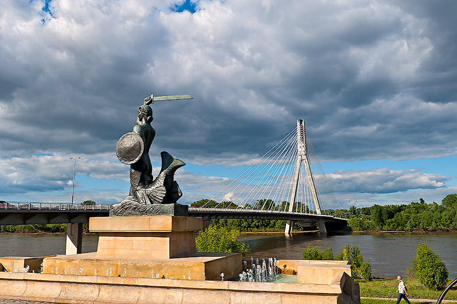 Mermaid And The Bridge