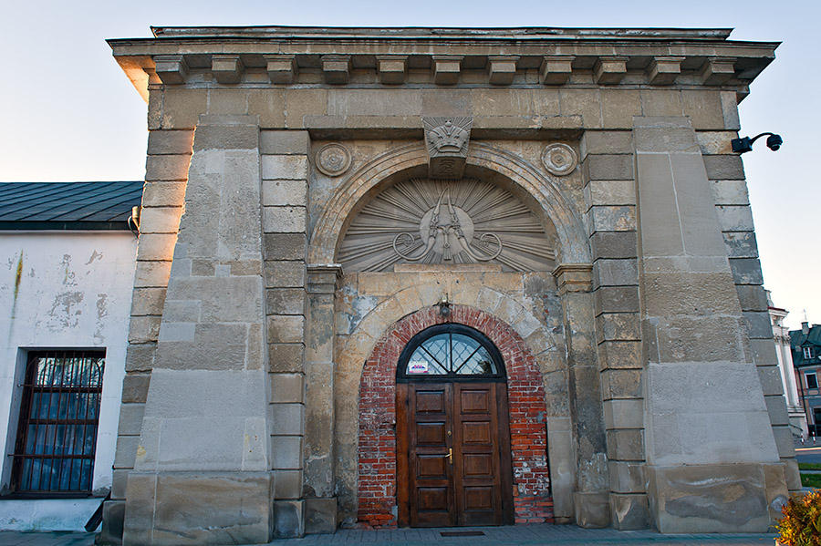 The New Lvov Gate
