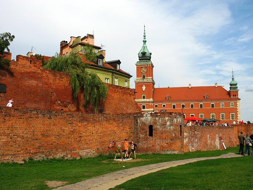 The Royal Castle & The Walls