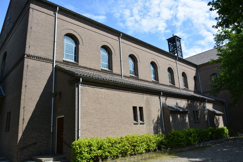 Oldenzaal, RK olv ten hemelopneming Mariakerk 16, 2014.jpg